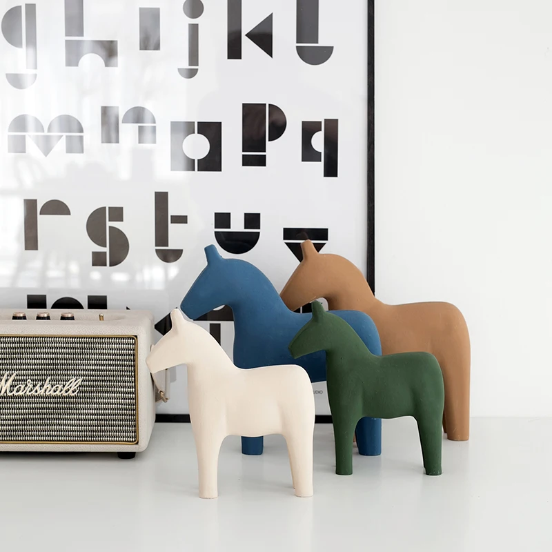 Baby Nursery Table - Ornements de chevaux en bois nordiques,